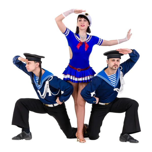 Equipo de bailarines vestidos como marineros posando sobre un fondo blanco aislado —  Fotos de Stock