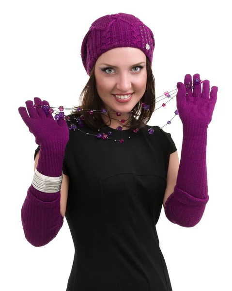 Prendas de punto. mujer joven con gorra de invierno — Foto de Stock
