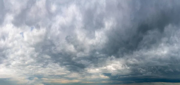 환상적 먹구름 자연적 파노라마 — 스톡 사진