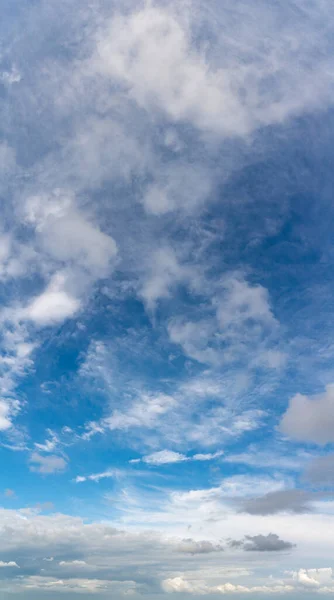 Fantastiques Nuages Doux Contre Ciel Bleu Composition Naturelle — Photo