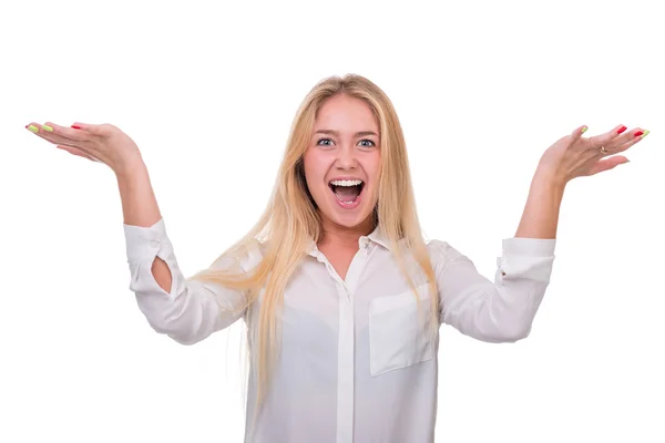 Retrato de cerca de la joven sorprendida aislada en blanco — Foto de Stock