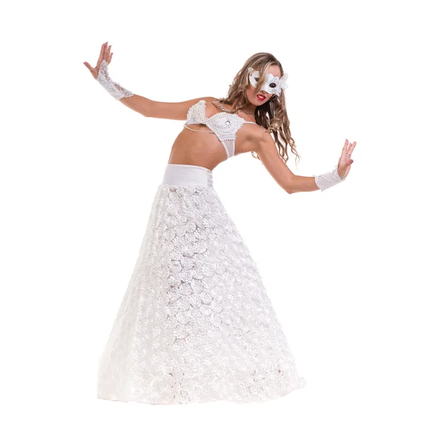 Bailarina de carnaval vestida con una máscara bailando, aislada en blanco — Foto de Stock