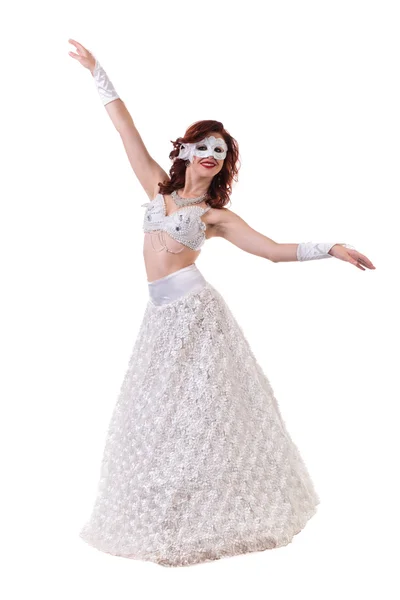 Bailarina de carnaval vestida con una máscara bailando, aislada en blanco — Foto de Stock