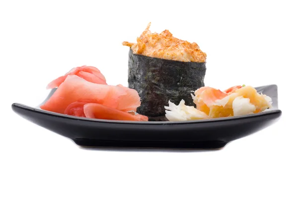 Hagyományos friss japán sushi tekercs fehér — Stock Fotó