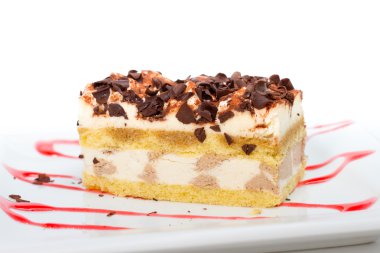 Ananas pasta beyaz krem parçası