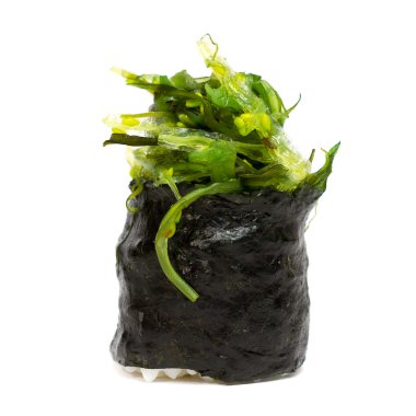 Beyaz geleneksel taze Japon suşi rulo