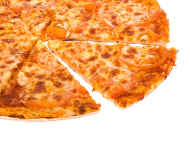 Peynir ve üzerinde beyaz izole jambon pizza