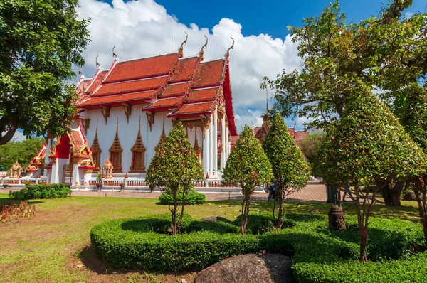 Wat Chalong buddhistický chrám, Wat Chaiyatharam, Thajsko. — Stock fotografie