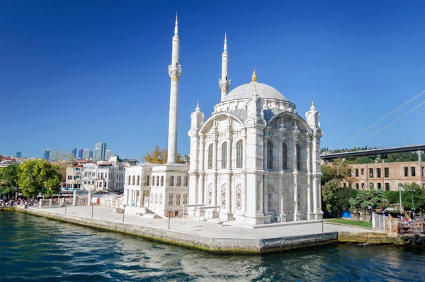 Ortakoy Camii, İstanbul Büyük Medjidieh Camisi. — Stok fotoğraf