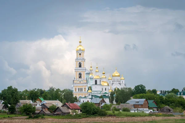 Diveevsky修道院 Diveevo ニジニ ノヴゴロド地域 ロシアの景色 — ストック写真