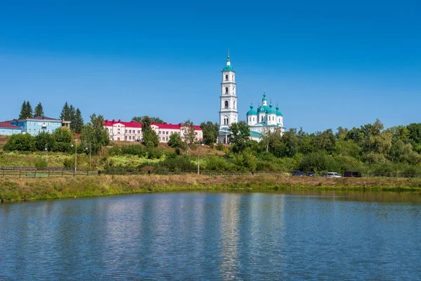 View Pond Spassky Cathedral Yelabuga Tatarstan Republic Russia — Stock Photo, Image