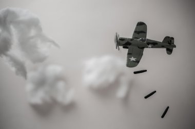 Hava Kuvvetleri'nin şehir adını dünya savaşında Atom bombası açılan uçak Müttefik Kuvvetler düşmanı öldürmek için gelen düşman bombardımanı.