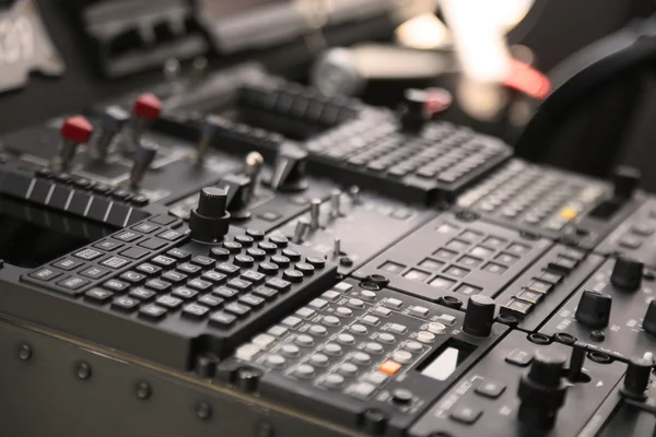 The pilots' control panel inside a passenger airplane, Control panel of airplane. — Stock Photo, Image