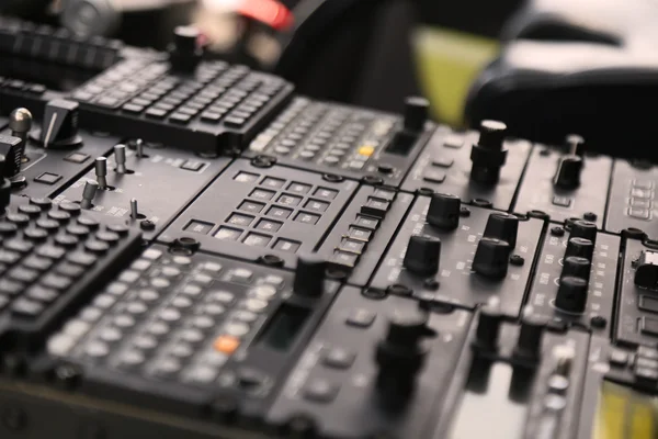 The pilots' control panel inside a passenger airplane, Control panel of airplane. — Stock Photo, Image