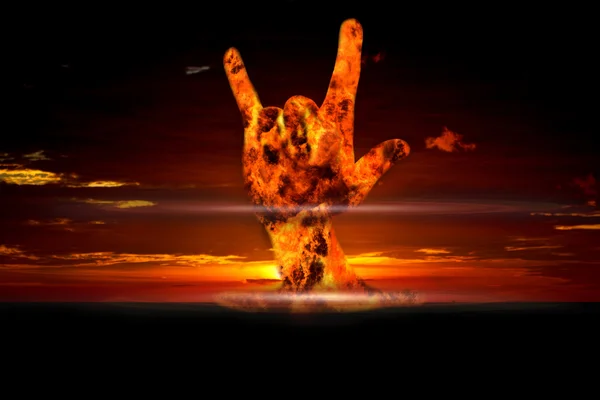 Nuclear explosion in an outdoor setting. Symbol of environmental protection and the dangers of nuclear energy — Stock Photo, Image