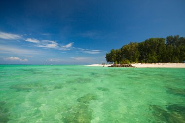 Havadan görünümü, güzel beach, Koh Lipe Satun, Tayland, Thailand, temiz su ve mavi gökyüzü mavi gökyüzünde karşı. Lipe Island, Tayland.