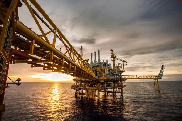 Körfez veya deniz, dünya enerji, Offshore petrol ve sondaj platformu inşaat kötü havalarda offshore petrol ve gaz platform petrol ve doğal gaz platformu