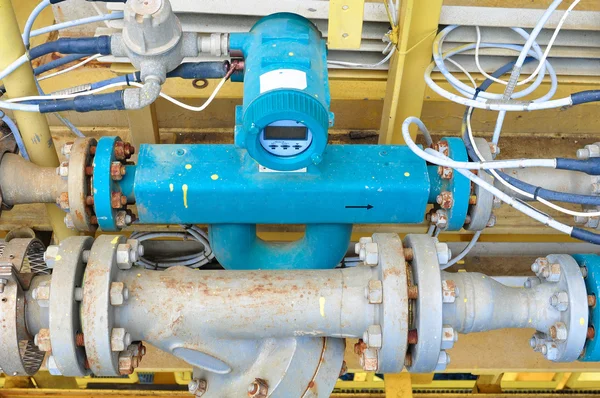 Průtokoměr pro opatření olej, kapaliny a plynu v systému, měřič pro měření toku stav v procesu ropy a zemního plynu. — Stock fotografie