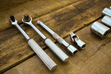 El aletleri üzerinde ahşap arka plan belirleme.