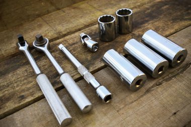 El aletleri üzerinde ahşap arka plan belirleme.