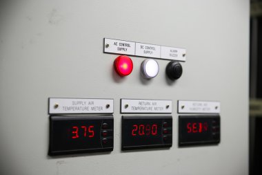 Elektrikli bir metre kadar yakın, elektrik yarar metre bir apartman kompleksi için ya da offshore petrol ve gaz tesisleri