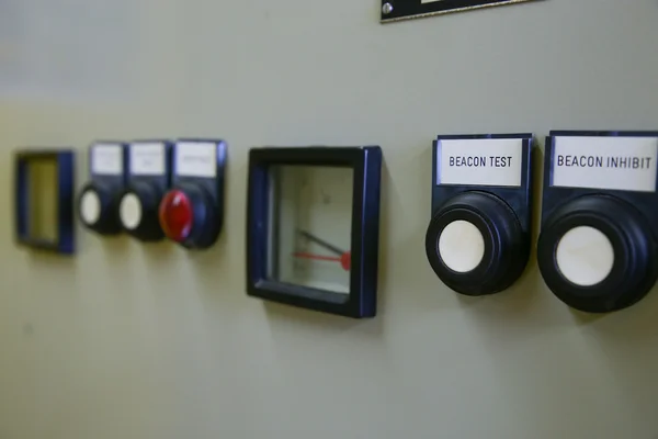 Close up van een elektrische meter, elektrische nut meter voor een appartementencomplex of offshore olie- en gas plant — Stockfoto