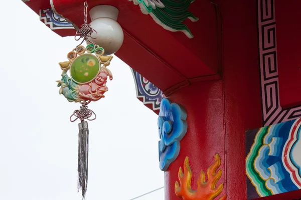 Linternas chinas en el día de año nuevo chino. Aniversario en el día de Año Nuevo. Linternas en el templo de China — Foto de Stock