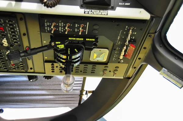 The pilots control panel inside a passenger airplane, Control panel of airplane. — Stock Photo, Image