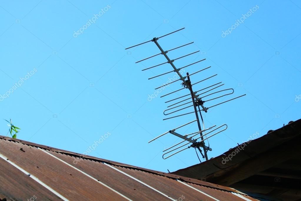 Old Tv Antenna High Resolution Stock Photography and Images - Alamy