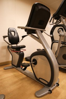 Spor salonu ekipman spor kulübü, Spor Kulübü spor salonu, sağlık ve dinlenme salonu ile Oda