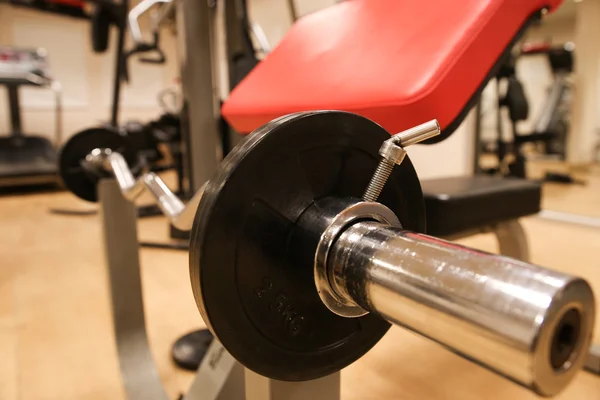 Room with gym equipment in the sport club, sport club gym , Health and recreation room — Stock Photo, Image