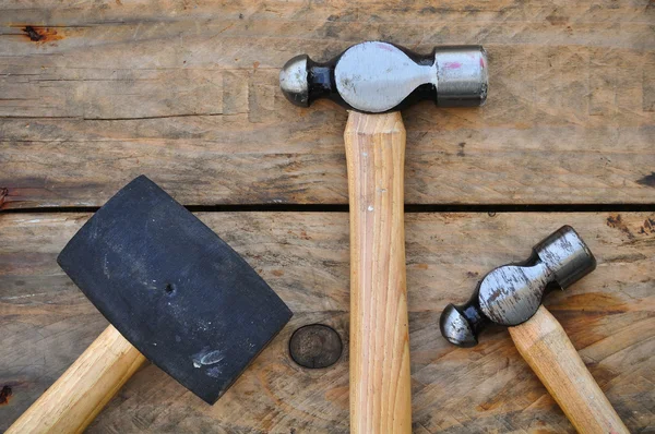 Hammer set of hand tools or basic tools on wooden background — Stock Photo, Image