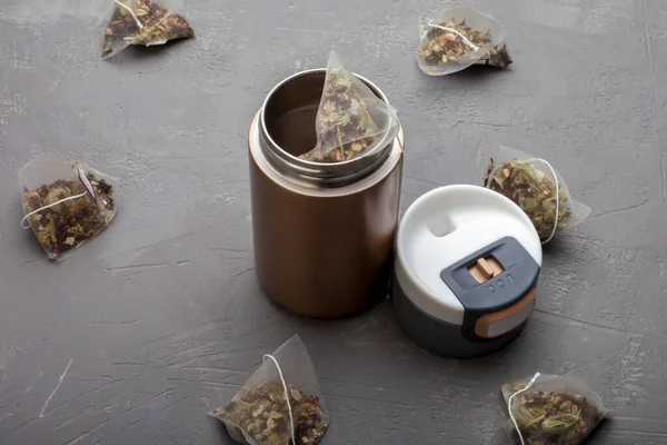 Tea Bag Shape Pyramid Gray Background Brew Tea Thermo Mug — Stock Photo, Image