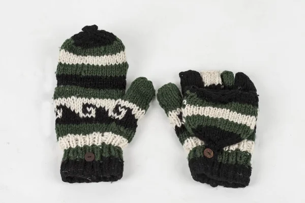 Knitted mittens con un patrón navideño. Apertura — Foto de Stock