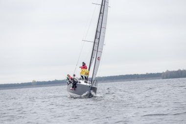 Kiev, Ukrayna - 26 Nisan 2016: Traning yat Oceantech L30 en yeni modeli