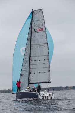 Kiev, Ukrayna - 26 Nisan 2016: Traning yat Oceantech L30 en yeni modeli