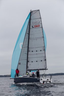 Kiev, Ukrayna - 26 Nisan 2016: Traning yat Oceantech L30 en yeni modeli