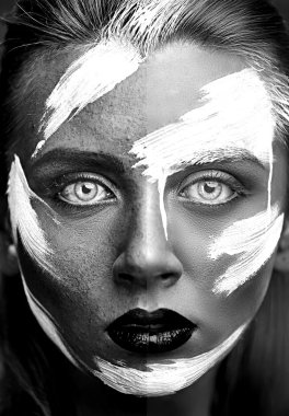 Siyah ve beyaz fotoğraf rötuş işlemi portre