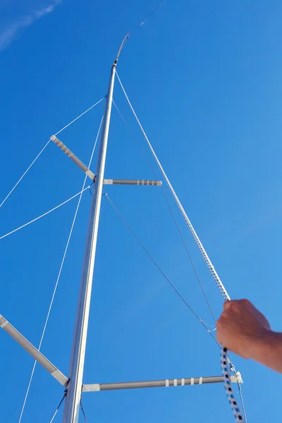 Preparação do cordão de vela principal — Fotografia de Stock