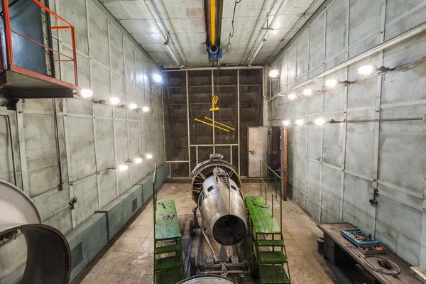 Jet turbine repair work on the stand — Stock Photo, Image