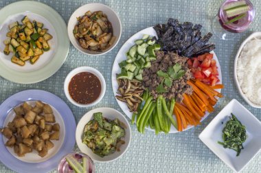 Kore Bibimbap akşam yemeği