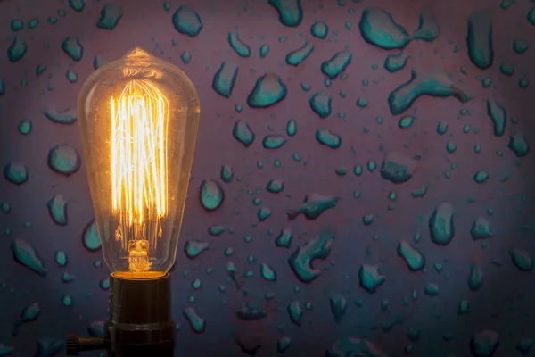 Edison lampadina gocciola acqua — Foto Stock
