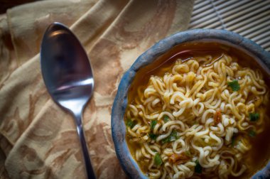 Kore baharatlı Ramen