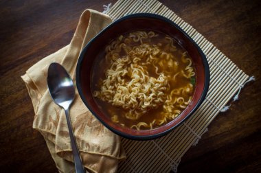 Kore baharatlı Ramen
