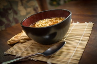 Kore baharatlı Ramen