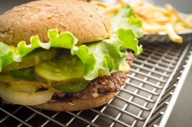 Jalapeno çizburger kızartması