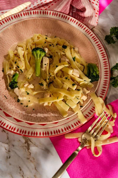 Italian Fettuccine Alfredo Grilled Chicken Broccoli — Stock Photo, Image