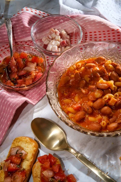 Sopa Feijão Tradicional Italiano Macarrão Fagioli Com Macarrão Cotovelo Servido — Fotografia de Stock