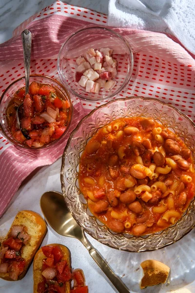 Sopa Feijão Tradicional Italiano Macarrão Fagioli Com Macarrão Cotovelo Servido — Fotografia de Stock