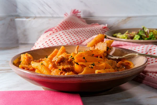 Italian Penne Alla Vodka Pink Cream Sauce Sliced Spicy Sausage — Stock Photo, Image